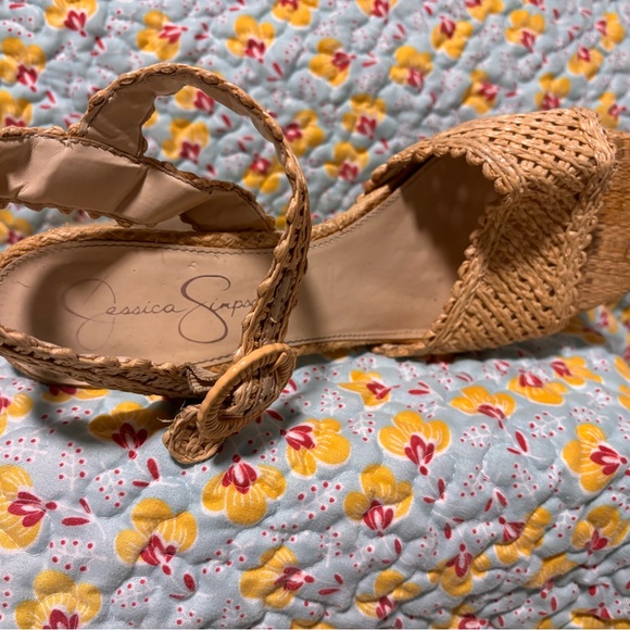 Jessica Simpson Tan Woven Sandals - Picture 3 of 4